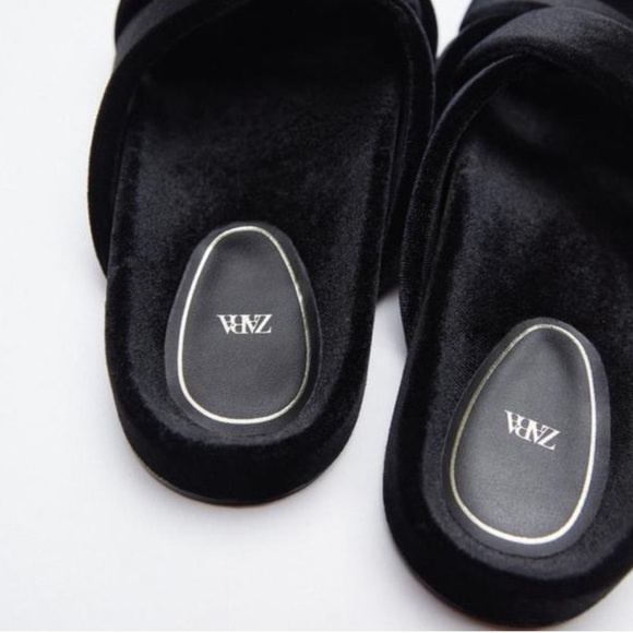 NWT Zara Slide Sandals with Padded Velvet Straps 8 39 1600/710 - Picture 3 of 5
